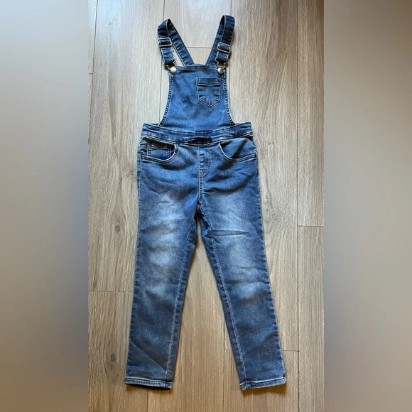 Cat & Jack Super Stretch Denim Overalls Girl's Size 6-6X - Picture 1 of 4